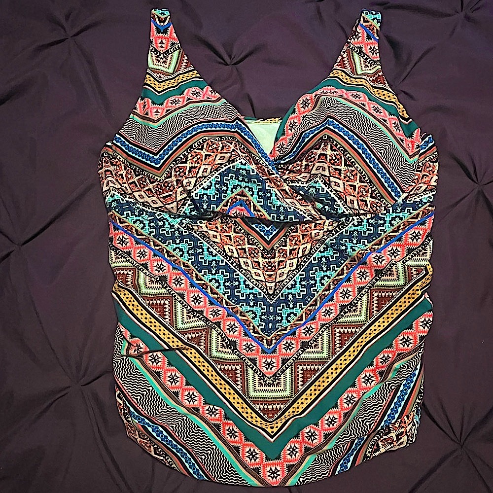 Colorful 2-Piece Swim Set - Picture 2 of 7